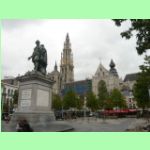 socha malíře P. P. Rubense a gotické katedrály