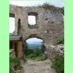 rozsáhlá a zachovalaá zřícenina hradu Lietava nedaleko Žiliny
